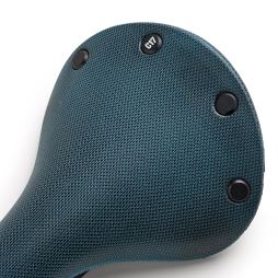 BROOKS C17 (1)